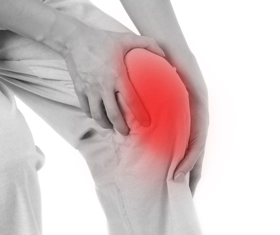 Postihnute klby mozu byt zacervenane opuchnute a citlive na dotyk