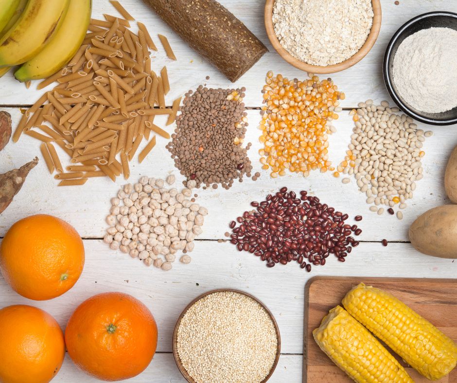 Sacharidy sa ukladaju v tele vo forme glykogenu co je zasoba energie ktoru mozu svaly vyuzivat pocas intenzivneho cvicenia