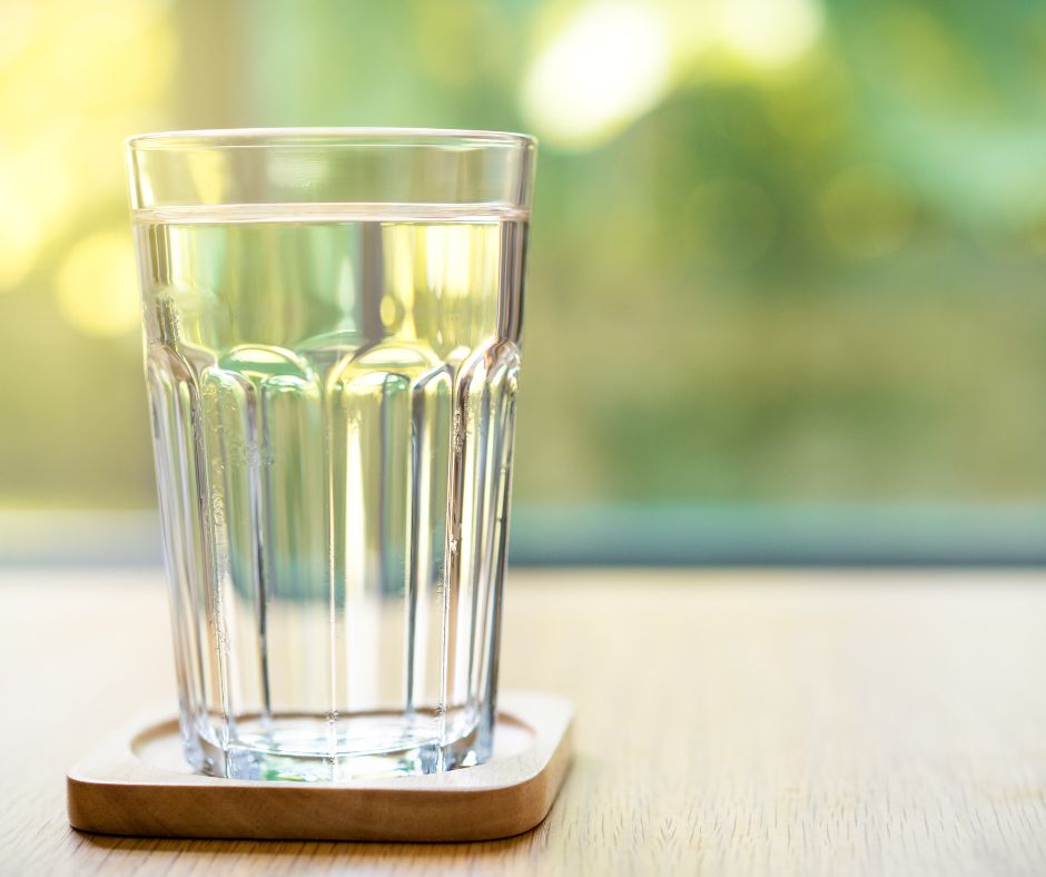 Uistite sa ze mate dostatocny prijem tekutin pretoze dehydratacia moze prispievat k vzniku krcov