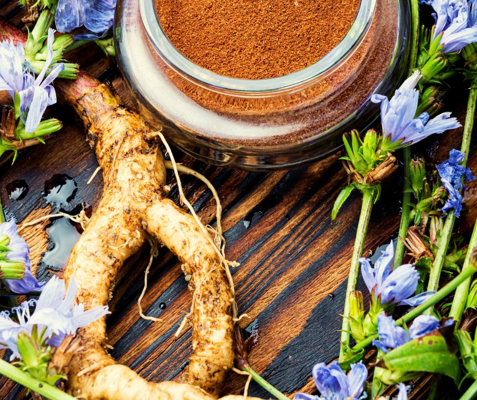 Cakanka ma karminativne vlastnosti co znamena ze pomaha odstranovat plyny z traviaceho systemu