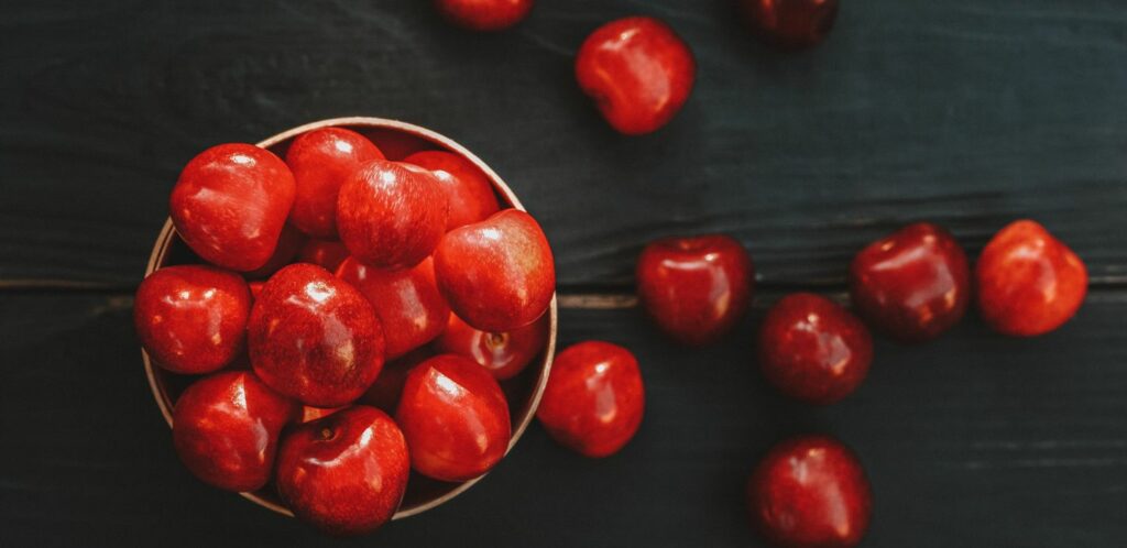 Acerola je skvostnym zdrojom vyzivovych latok z ktorych najvyznamnejsou je nesporne vysoky obsah vitaminu C