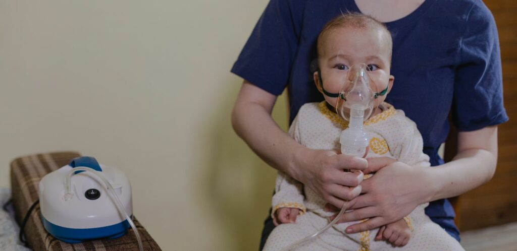 Laryngitida u deti a jej priznaky sa mozu lisit v zavislosti od priciny a zavaznosti zapalu