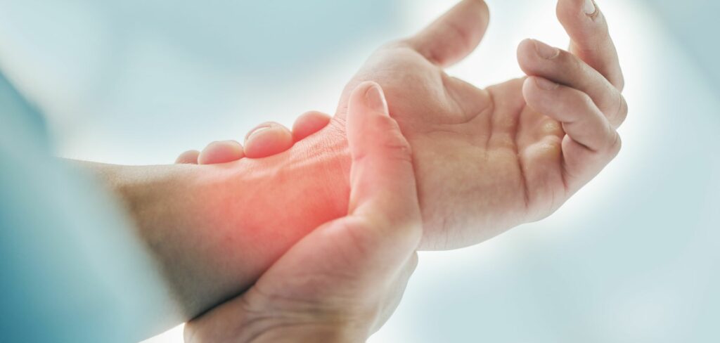 Čo robiť keď je presílená ruka – 4 super tipy