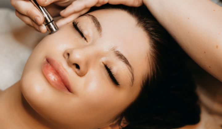 Mikrodermabrázia – 7 dôležitých informácií